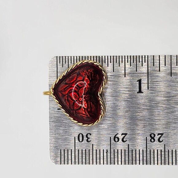 Avon Red Puffy Floral Heart With Gold-Tone Rope Trim Clip-on Earrings - Picture 9 of 9